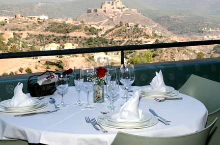 Ontdek de Cardina-mijnen met een fles cava en diner inbegrepen
