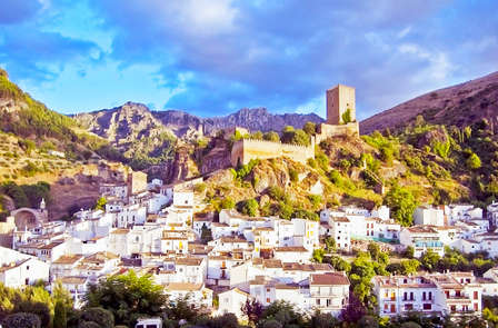 Week-end romantique : Week-end à Cazorla avec visite guidée et formule demi-pension