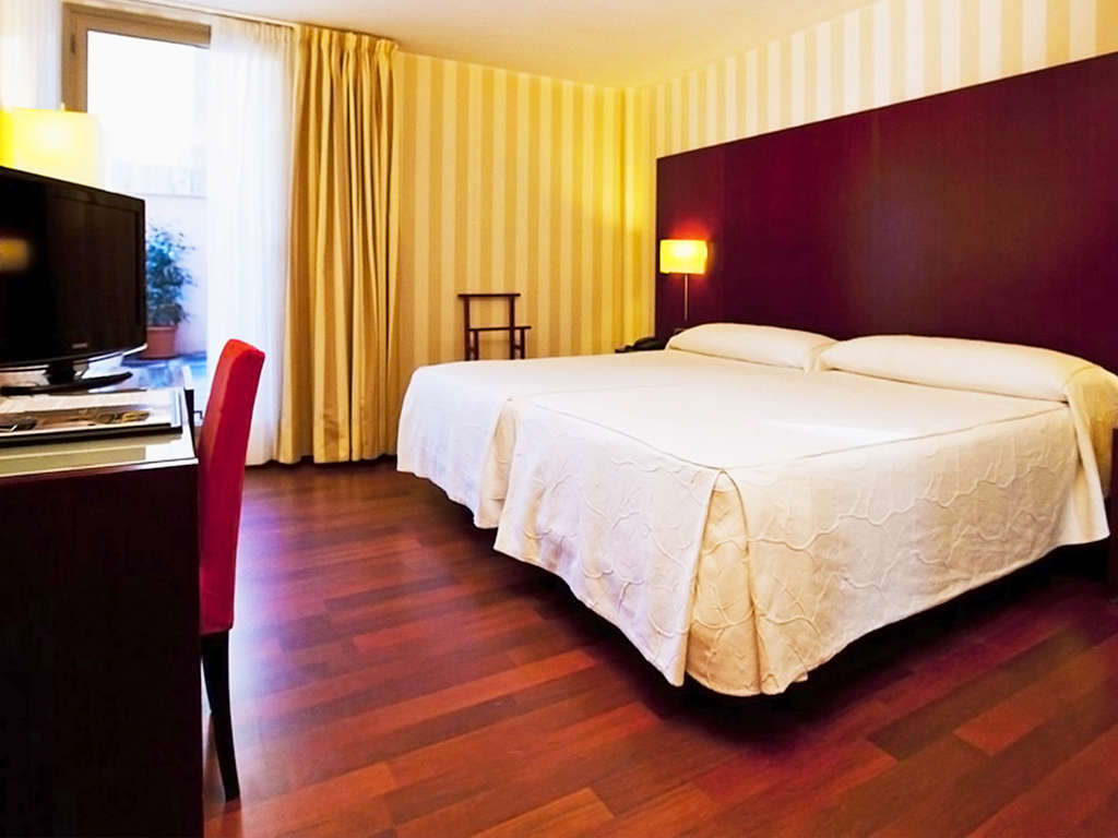 Découvrez Barcelone avec petit-déjeuner inclus et entrée au Casino - 4* - 10