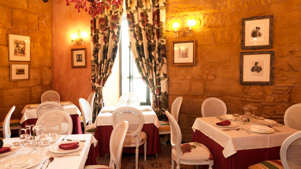 Escapade avec diner degustation par un chef etoile Michelin et deux Soles Repsol a Osuna