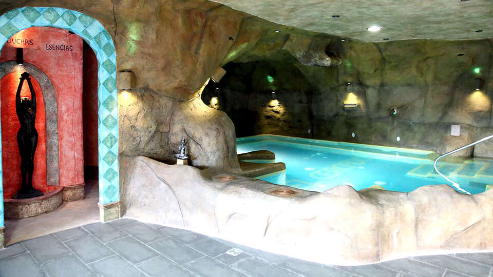 Escapada relax en la naturaleza de la Alpujarra con desayuno y spa desde noches