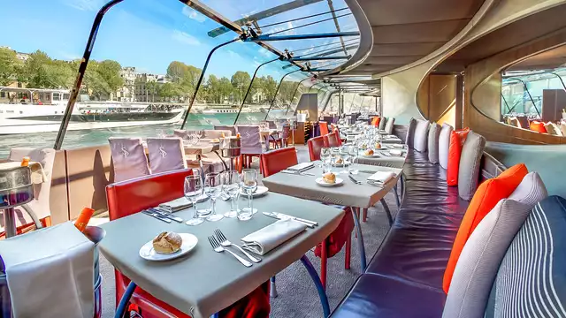 Séjour parisien dans un beau 4* avec déjeuner croisière sur la Seine