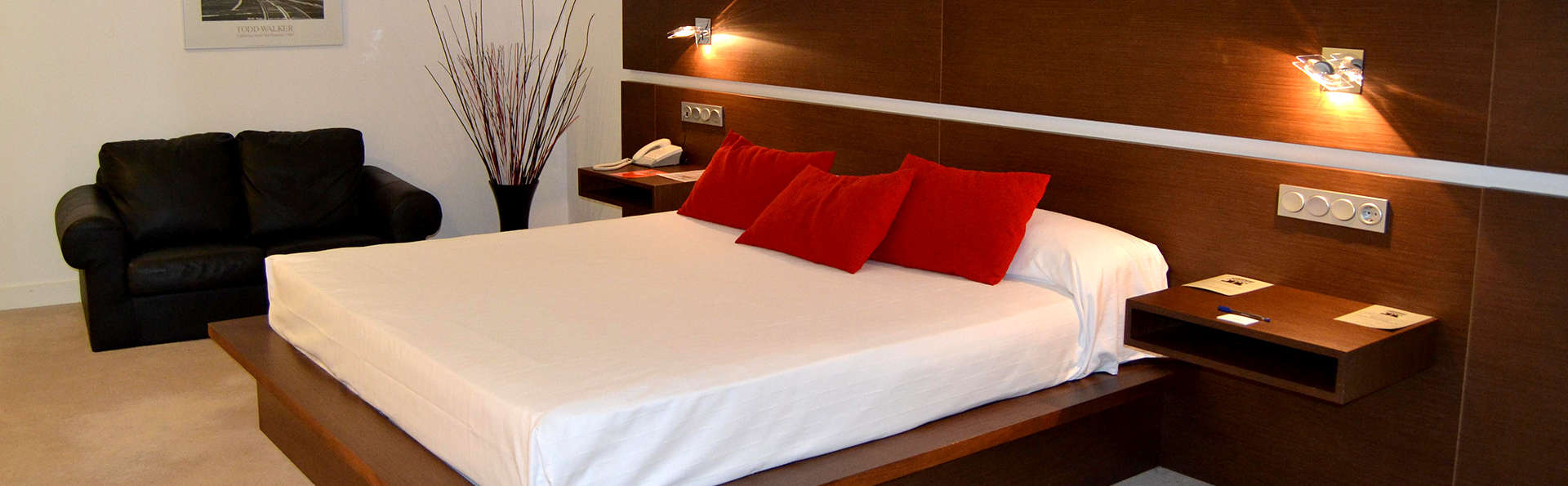 Spa Sercotel Hotel Odeón - Edit_Room.jpg