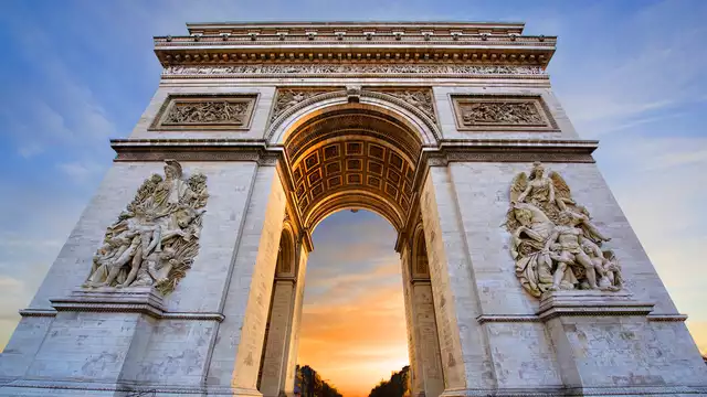 Séjour à Courcelles et visite de l'Arc de Triomphe
