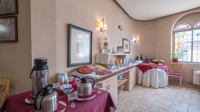 Hotel Vivar