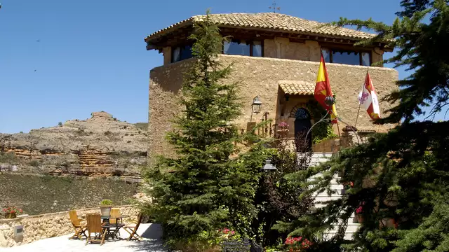 Hotel Rural Castillo de Somaen