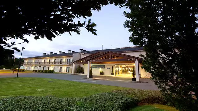 Amoureux des spas : accès au spa et dîner dans un hôtel 4 étoiles