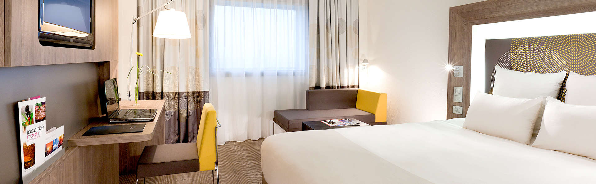 Novotel Paris La Défense Esplanade 4* Parigi, Francia Novotel Paris La Défense Esplanade 4* Parigi, Francia