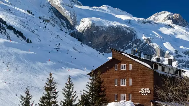 Diner au coeur des montagnes a Candanchu a partir de nuits