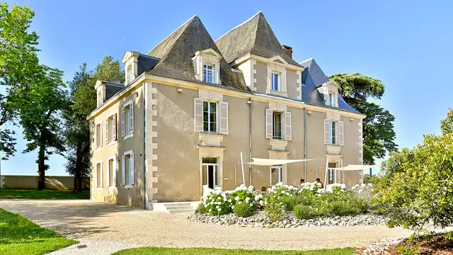 Escapada en una hermosa mansion a dos pasos de Bergerac
