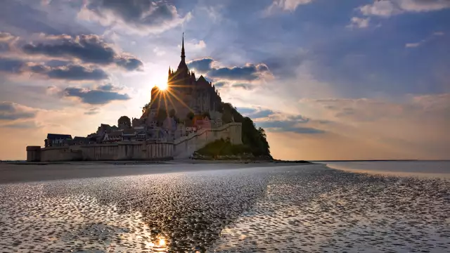 Partez à la découverte du Mont Saint-Michel et séjournez à Dinan