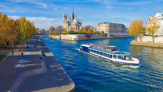 Séjour avec croisière sur la Seine à Paris Porte de Versailles