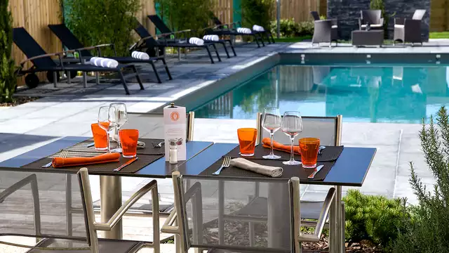 Weekend alle porte di Versailles in un 3* con piscina