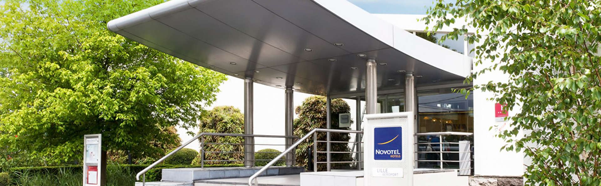 Novotel Lille Aéroport - edit_front2.jpg