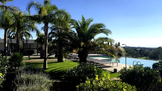 Ontspan in een 4 * boutique hotel met een magische locatie in Alt Empordà
