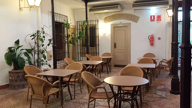 Hotel Los Patios